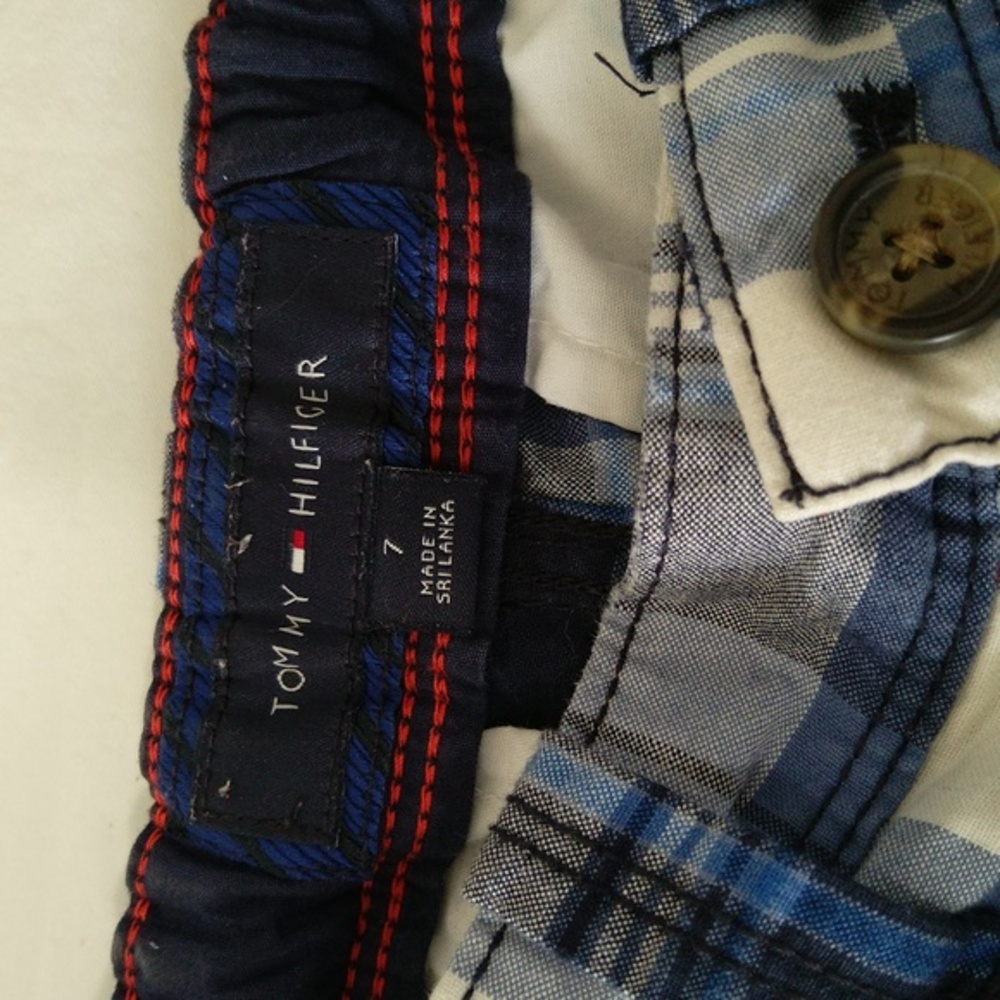 Tommy Hilfiger Boys 2 Shorts Bundle Navy Blue And Plaid Size 7 - Picture 3 of 8